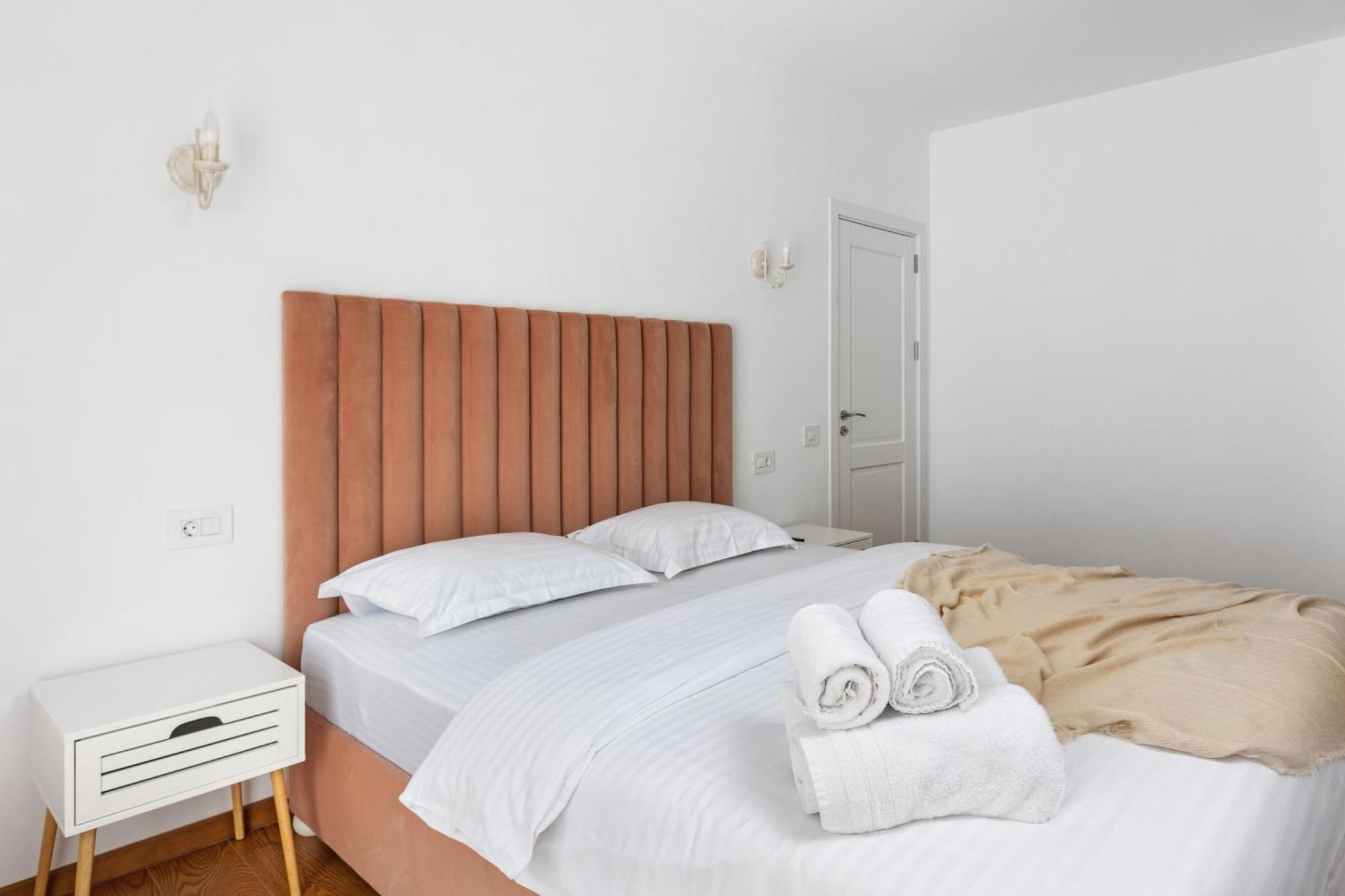 براشوف Peak Aparthotel - Old Town - By Cityhost المظهر الخارجي الصورة