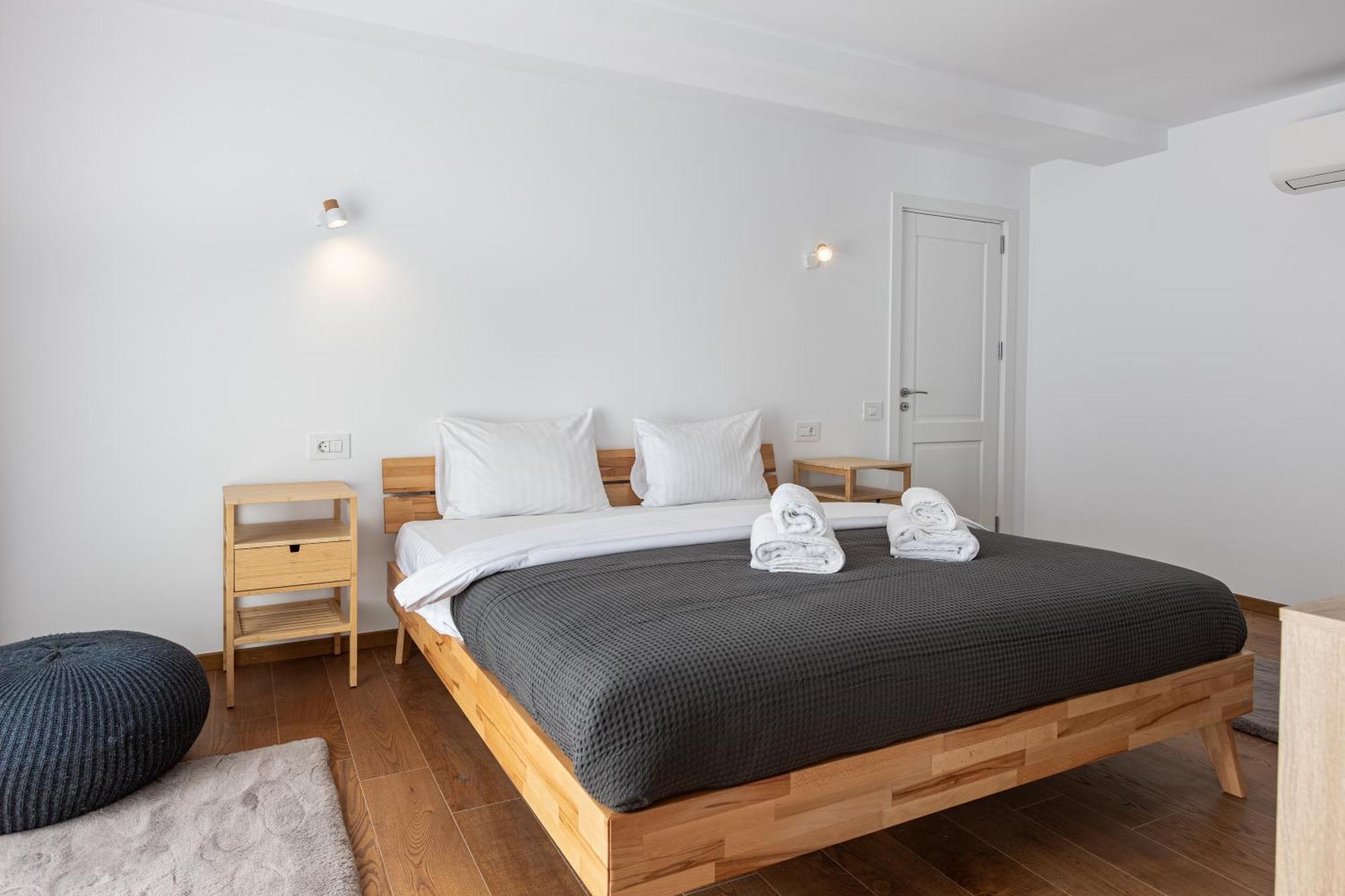 براشوف Peak Aparthotel - Old Town - By Cityhost المظهر الخارجي الصورة