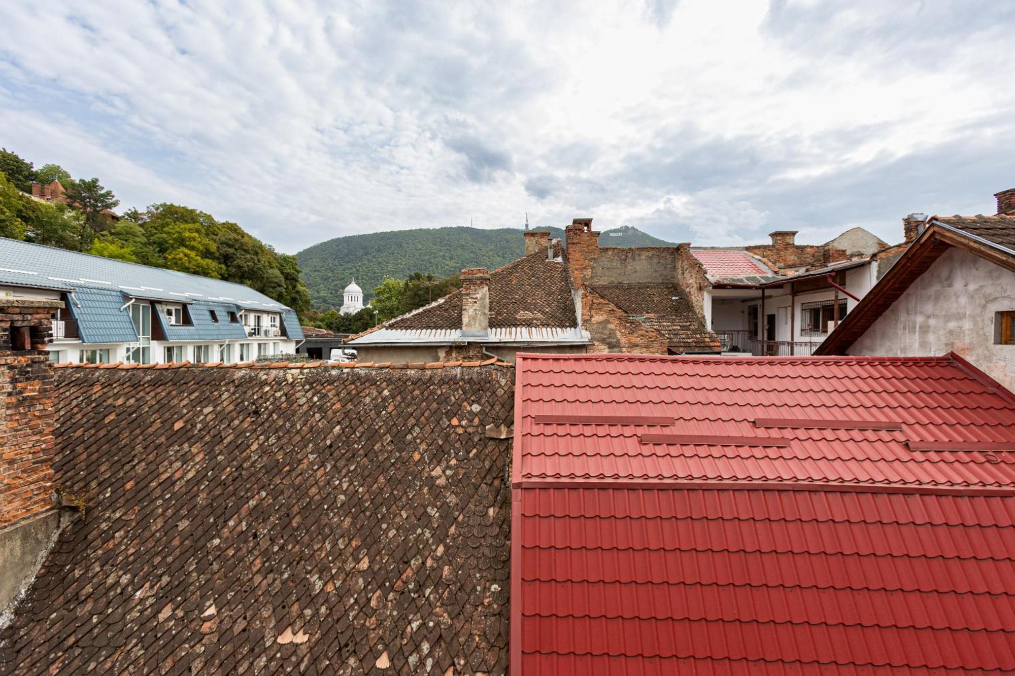 براشوف Peak Aparthotel - Old Town - By Cityhost المظهر الخارجي الصورة